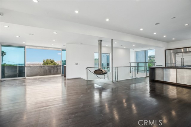 Detail Gallery Image 5 of 66 For 5251 Zakon Rd, Torrance,  CA 90505 - 4 Beds | 4 Baths