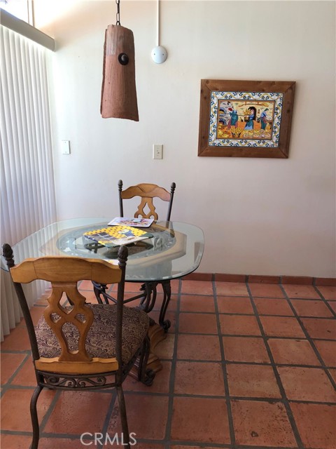 45380 Panorama Drive, Palm Desert CA: https://media.crmls.org/medias/e1d6bd93-d4ca-46d1-8d5b-5c73820e29f1.jpg