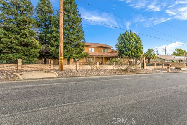 Detail Gallery Image 3 of 65 For 9710 Mountain View, Cherry Valley,  CA 92223 - 4 Beds | 2/2 Baths