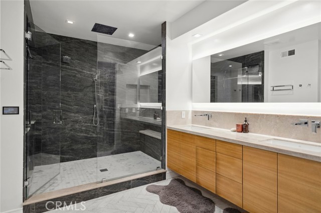 3 Bridgeport Road, Newport Coast CA: https://media.crmls.org/medias/e1d6e7c9-9436-4aa2-ae1e-969d83697637.jpg