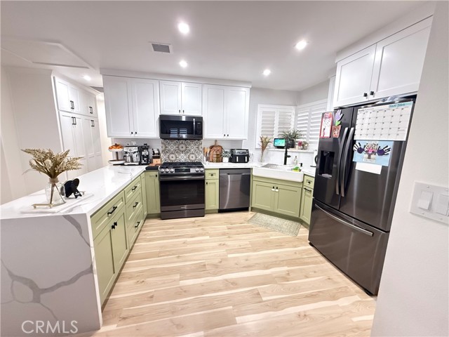 Detail Gallery Image 10 of 20 For 11413 Hayford, Norwalk,  CA 90650 - 3 Beds | 2 Baths