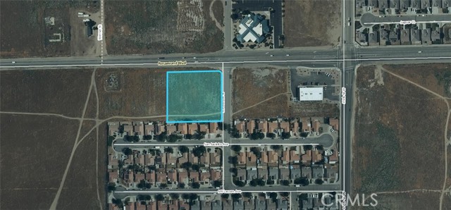 1 Rosamond Boulevard, Rosamond CA: https://media.crmls.org/medias/e1d74665-0f20-4b96-a252-9ad9c32d096a.jpg