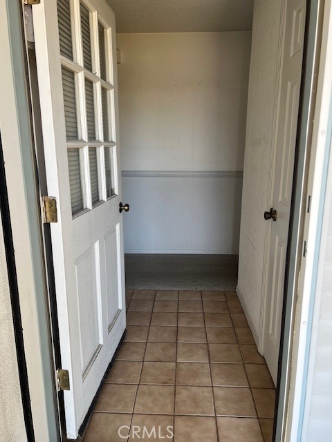 Image 3 of 25 For 360 Dover Court