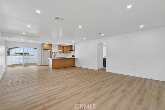 Image 5 of 40 For 16214 Mckinley