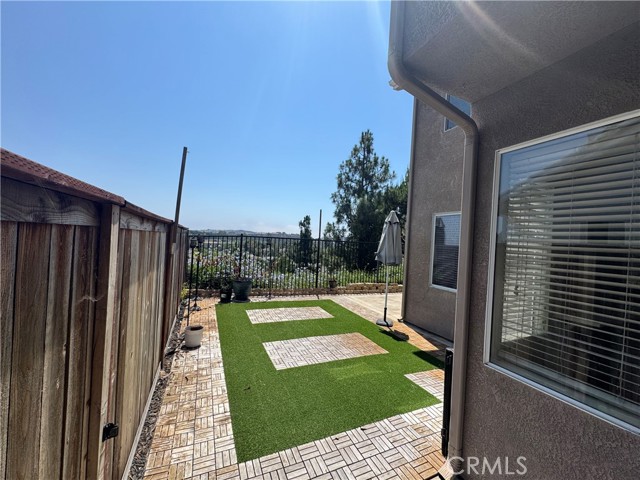 6 Lembogan Court, Aliso Viejo CA: https://media.crmls.org/medias/e1d7a03e-171d-4ef2-8216-05cbfca2d54c.jpg