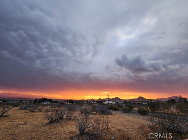 0 Roanoke Road, Apple Valley CA: https://media.crmls.org/medias/e1d7d999-7f80-4a4c-810d-a0197dcab922.jpg