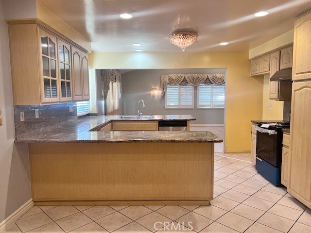 Detail Gallery Image 4 of 10 For 18917 Alexander Ave, Cerritos,  CA 90703 - 3 Beds | 2 Baths