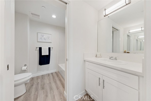 Detail Gallery Image 11 of 25 For 419 N Chandler Ave #412,  Monterey Park,  CA 91754 - 2 Beds | 2/1 Baths