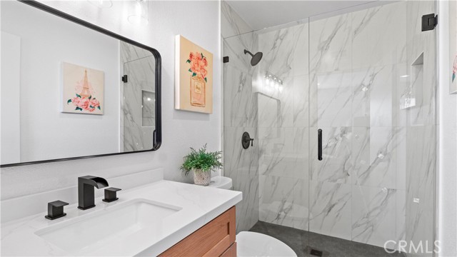 Detail Gallery Image 13 of 24 For 19812 Ridge Manor Way #39,  Yorba Linda,  CA 92886 - 3 Beds | 2/1 Baths