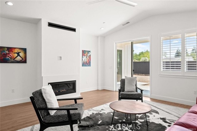 Detail Gallery Image 13 of 34 For 20 Harkness Ct, Chico,  CA 95973 - 4 Beds | 3 Baths