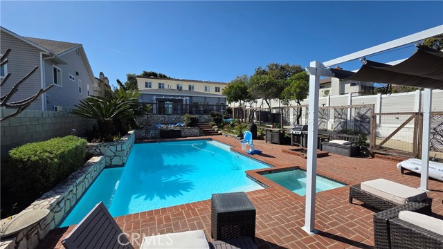 Detail Gallery Image 17 of 27 For 2354 W 239th, Torrance,  CA 90501 - 5 Beds | 2 Baths