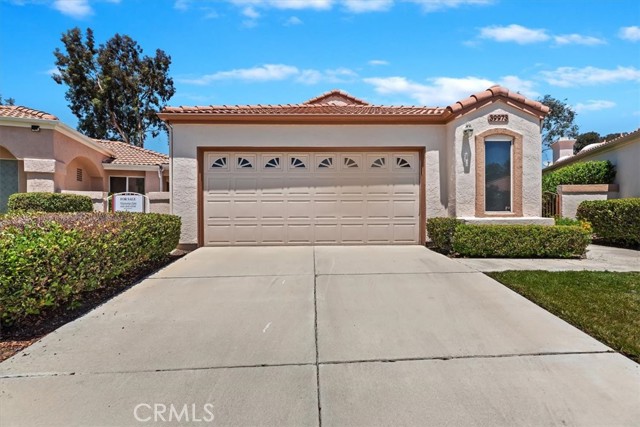 39973 Corte Lorca, Murrieta CA: https://media.crmls.org/medias/e1db565c-0041-4d1a-9ea9-dedba90be642.jpg