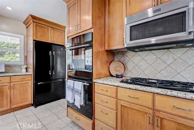 Detail Gallery Image 10 of 30 For 5102 W Carson St, Torrance,  CA 90503 - 3 Beds | 2 Baths