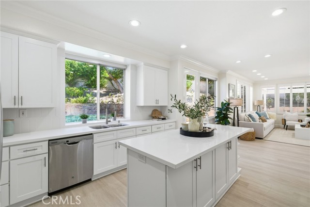 Detail Gallery Image 18 of 64 For 12 Coastal Oak, Coto de Caza,  CA 92679 - 6 Beds | 3 Baths