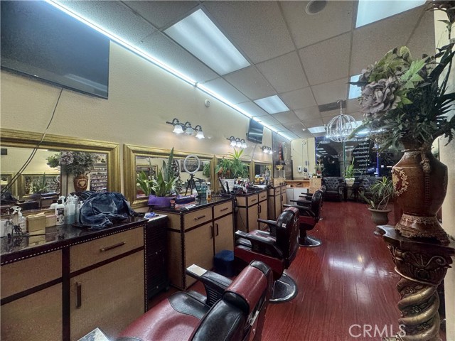 12115 Carson St, Hawaiian Gardens CA: https://media.crmls.org/medias/e1dd3599-9172-422f-8258-ca6a4fd4a83a.jpg