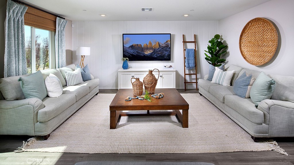 MLS #SW25110313 image #1