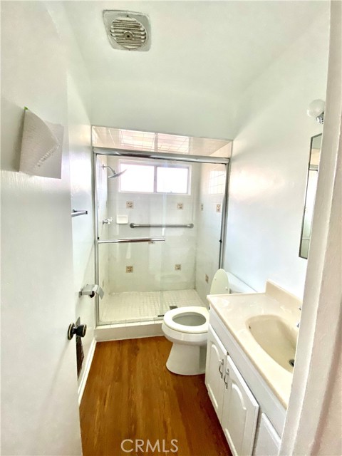 Detail Gallery Image 11 of 19 For 1212 W Oak Ave, Fullerton,  CA 92833 - 5 Beds | 2 Baths