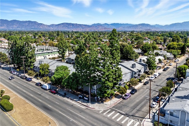 Detail Gallery Image 23 of 27 For 9714 Sepulveda Bld #201,  North Hills,  CA 91343 - 3 Beds | 2 Baths