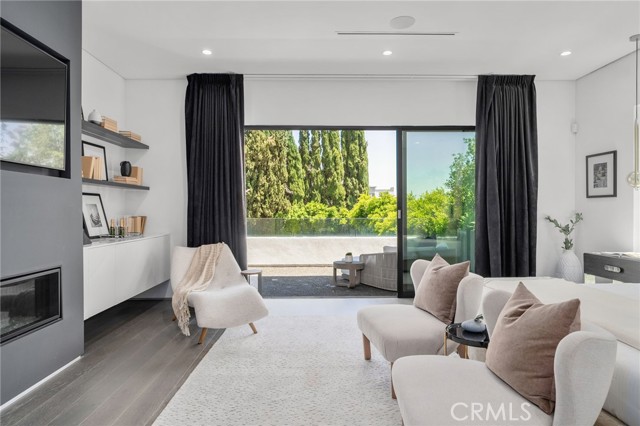 Detail Gallery Image 28 of 59 For 15231 Greenleaf St, Sherman Oaks,  CA 91403 - 6 Beds | 7/1 Baths