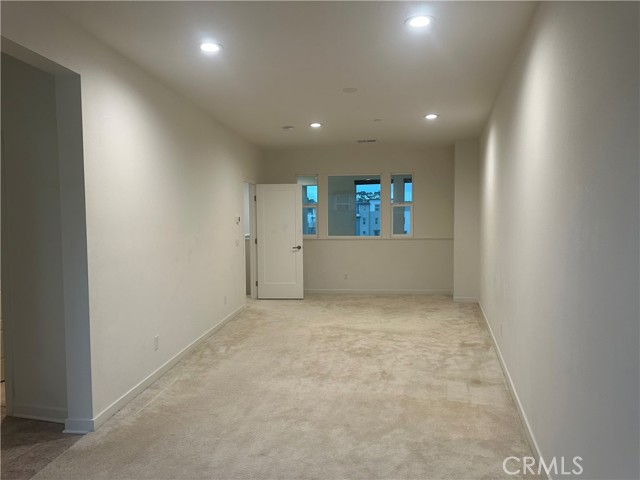 Detail Gallery Image 9 of 27 For 10547 Coupland Way, San Diego,  CA 92126 - 2 Beds | 3 Baths