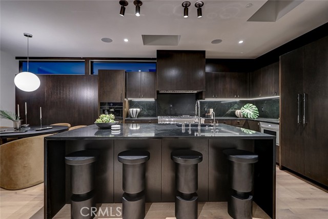 315 25th, Manhattan Beach, California 90266, 3 Bedrooms Bedrooms, ,3 BathroomsBathrooms,Residential,For Sale,25th,SB26081784