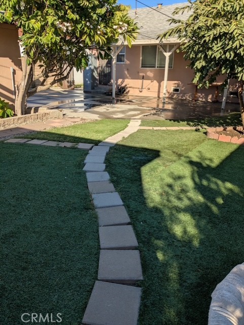 337 N 7th Street, Montebello CA: https://media.crmls.org/medias/e1dfd283-a7be-44a4-a364-081f2e85c9fb.jpg