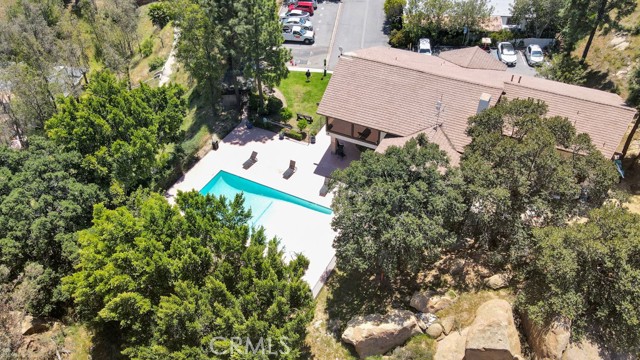 24425 Woolsey Canyon Road, West Hills CA: https://media.crmls.org/medias/e1e06f7b-d0e2-4be8-9fcd-0f07a61d404b.jpg