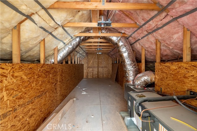 23670 Shirwaun, Apple Valley CA: https://media.crmls.org/medias/e1e0d1b2-d4a3-4f30-aac2-ed5eaaf2d95d.jpg
