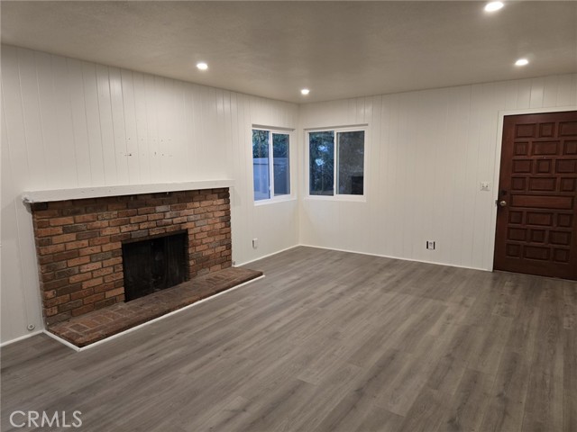 Detail Gallery Image 3 of 15 For 845 S Canoga St, Anaheim,  CA 92804 - 4 Beds | 2 Baths