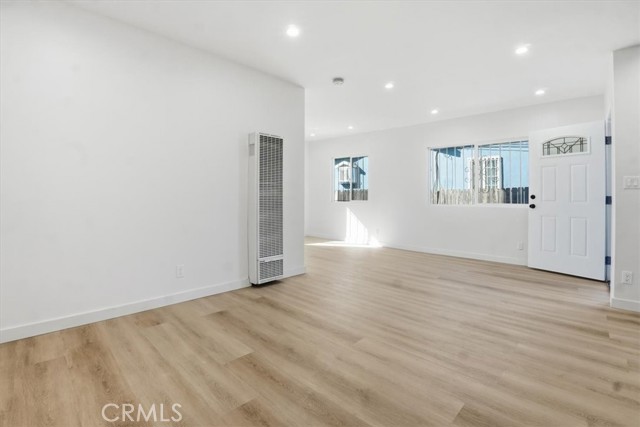 Detail Gallery Image 20 of 44 For 224 W 107th, Los Angeles,  CA 90003 - – Beds | – Baths