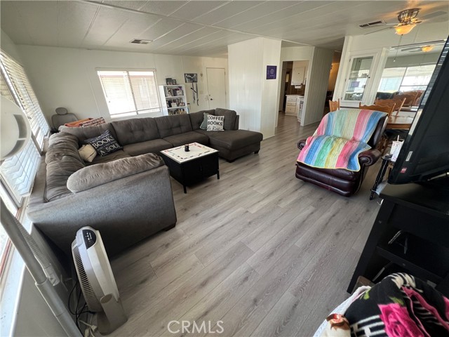 Detail Gallery Image 8 of 32 For 31816 Avenue E #33,  Yucaipa,  CA 92399 - 2 Beds | 2 Baths