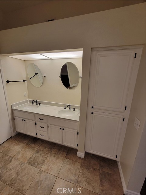 Detail Gallery Image 35 of 43 For 682 Azure Ln #1,  Corona,  CA 92879 - 3 Beds | 2 Baths