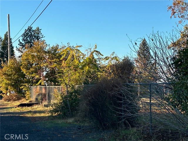 Detail Gallery Image 7 of 10 For 8561 Skyway, Paradise,  CA 95969 - – Beds | – Baths