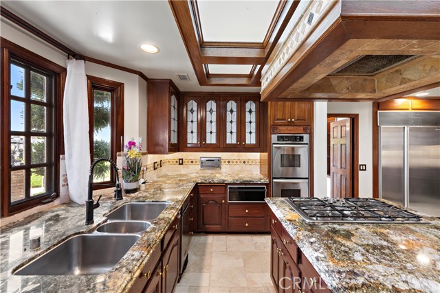 26126 Oroville Place, Laguna Hills CA: https://media.crmls.org/medias/e1e45588-ccd3-48b2-a509-63f1acc20149.jpg