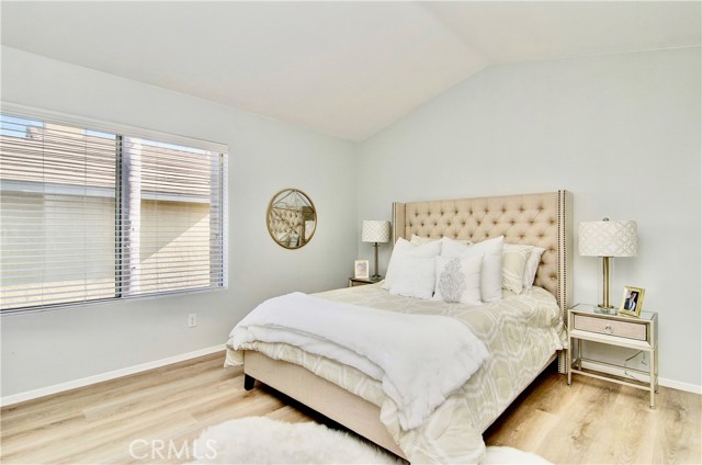15 Sydney Court, Aliso Viejo CA: https://media.crmls.org/medias/e1e46472-37b2-41d1-a4e9-8d7ce0b67700.jpg