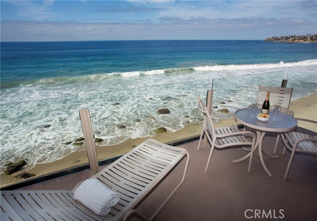 683 Sleepy Hollow Lane # 3, Laguna Beach, California 92651, 2 Bedrooms Bedrooms, ,2 BathroomsBathrooms,Residential Lease,For Rent,683 Sleepy Hollow Lane # 3,CROC23220297