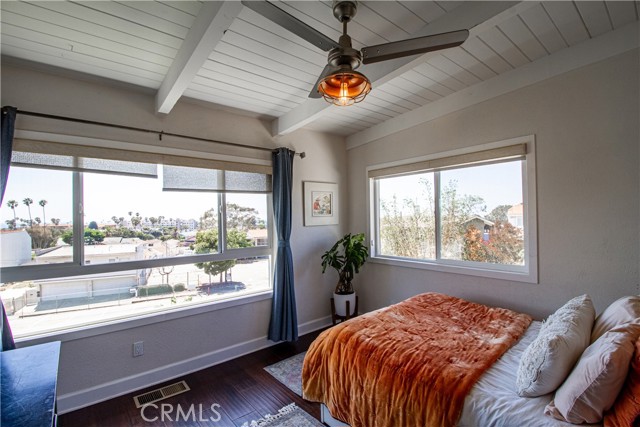807 El Redondo Avenue, Redondo Beach CA: https://media.crmls.org/medias/e1e57991-25d5-477e-b135-c7c36cde0d44.jpg