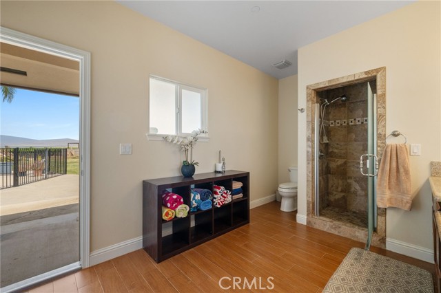 38792 Comanche Point Road, Arvin CA: https://media.crmls.org/medias/e1e5f8a3-a28b-4d58-8252-541f1f1fdf07.jpg
