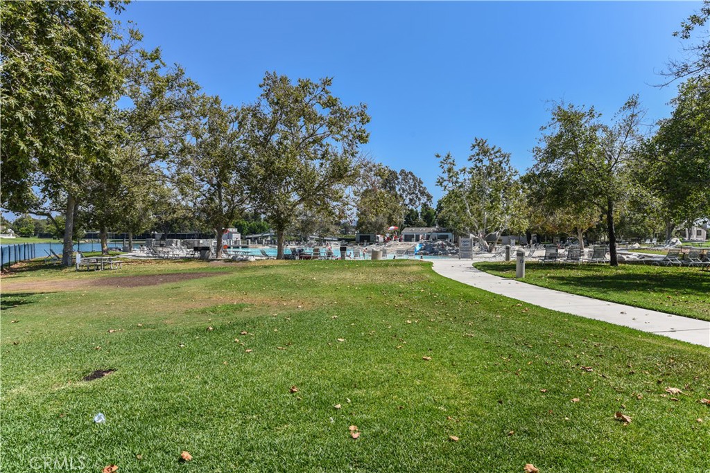 https://media.crmls.org/medias/e1e616a0-315f-4b6c-8823-5d61535300a8.jpg?preset=X-Large