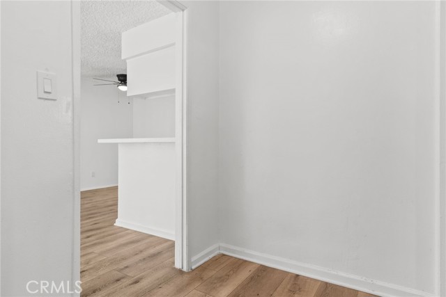 Detail Gallery Image 25 of 26 For 8649 Sunland Bld #5,  Sun Valley,  CA 91352 - 2 Beds | 1 Baths