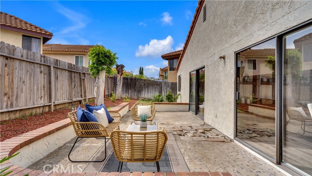54 Falcon Ridge Drive, Pomona CA: https://media.crmls.org/medias/e1e6a6c5-7db2-4c0f-8076-93c8d2751f30.jpg