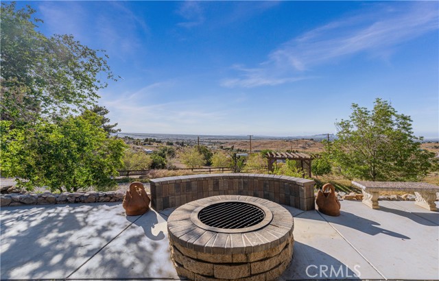 Detail Gallery Image 59 of 60 For 9075 Mesa Vista St, Apple Valley,  CA 92308 - 3 Beds | 4 Baths
