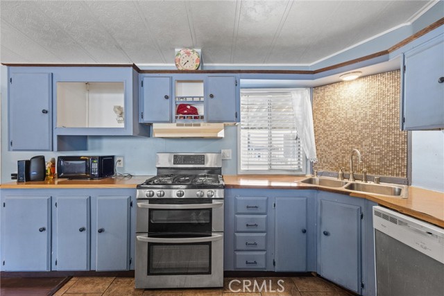 Detail Gallery Image 23 of 40 For 4 Dogwood Ln, Bakersfield,  CA 93308 - 3 Beds | 2 Baths
