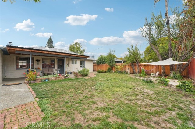 68 Glenwood Drive, Napa CA: https://media.crmls.org/medias/e1e7afa3-d5e7-42e3-b887-ca851d0ab386.jpg