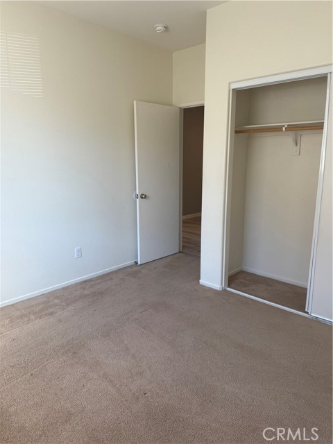 2062 Splendid Circle, San Jacinto CA: https://media.crmls.org/medias/e1e7d1ea-4818-487d-9caf-819dddfb64fc.jpg