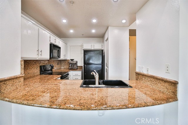 Detail Gallery Image 33 of 40 For 1200 Pacific Coast, Huntington Beach,  CA 92648 - 1 Beds | 1 Baths