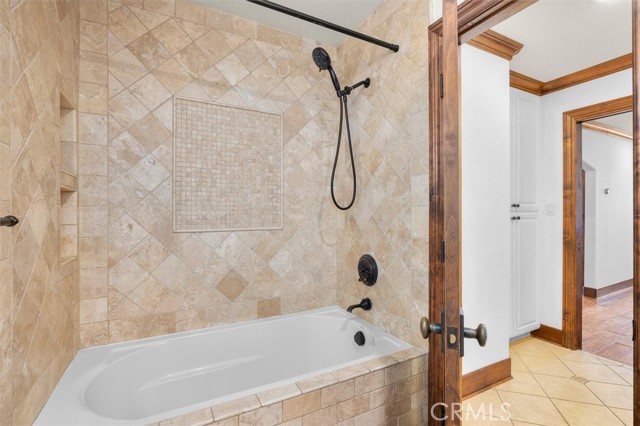 3208 Walnut Avenue, Manhattan Beach CA: https://media.crmls.org/medias/e1e826fb-4456-4d20-9e01-985f8aa2dffd.jpg