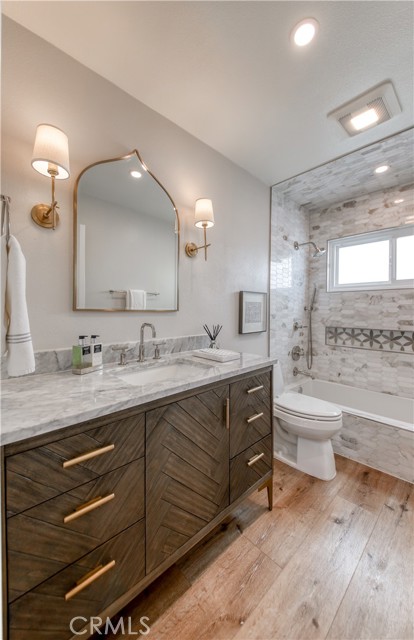 2910 3rd Avenue, Corona del Mar CA: https://media.crmls.org/medias/e1e82ad8-d51b-4e49-b832-fd29a6884cf8.jpg