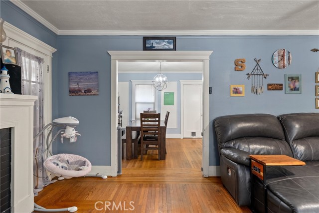 1225 Floral Avenue, Oroville CA: https://media.crmls.org/medias/e1e86dbb-ce4b-4dda-a141-b7180ab6b340.jpg