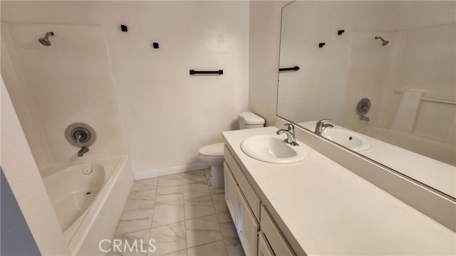 14202 Flower Street, Garden Grove CA: https://media.crmls.org/medias/e1e94bf1-fa24-4cfb-bdd7-431ed314bfc9.jpg